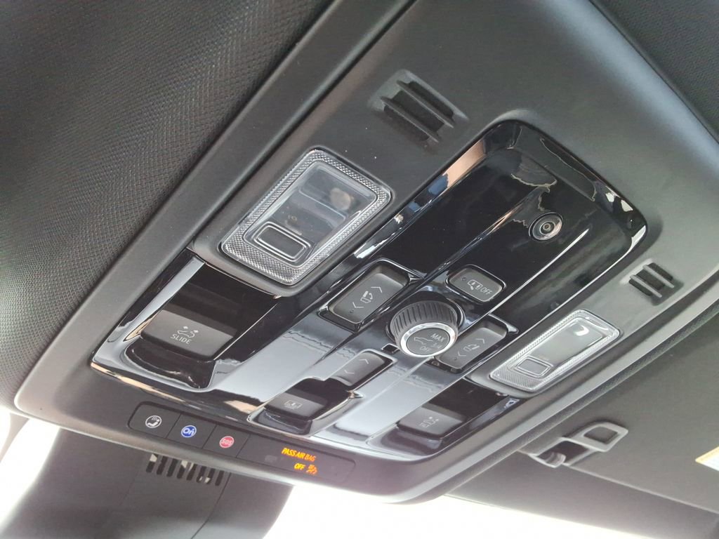 New 2026 Chevrolet Suburban Premier image 34