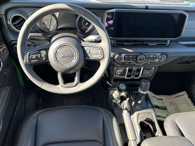 Used 2025 Jeep Gladiator Sport image 19