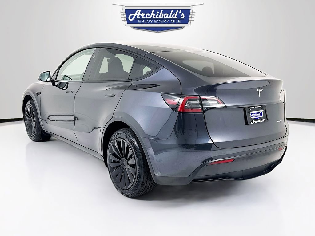 Used 2024 Tesla Model Y Long Range image 5