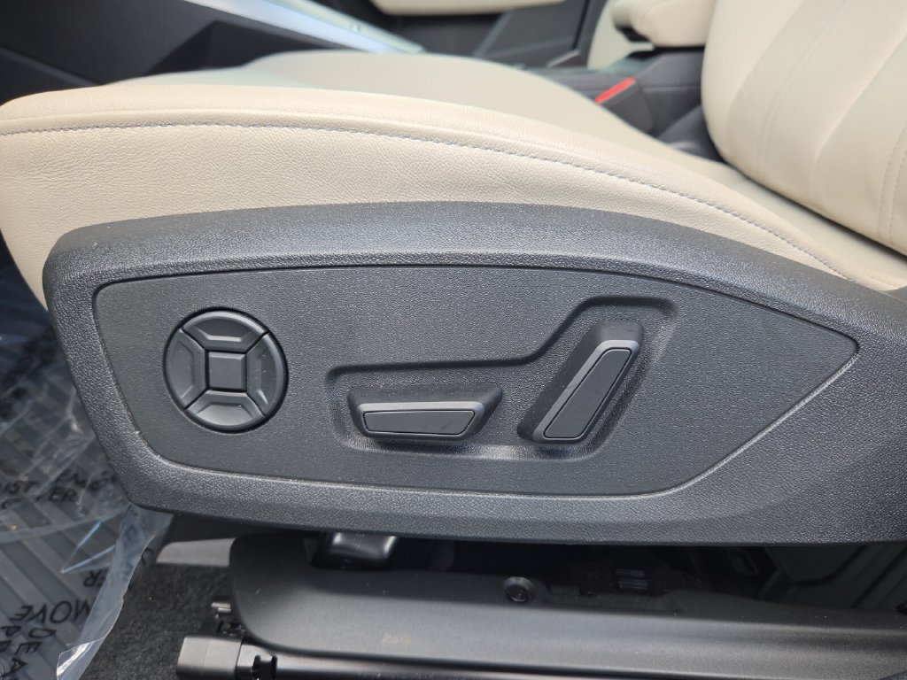 Used 2024 Audi A3 2.0T Premium w/ Convenience Package AWD/4WD image 11