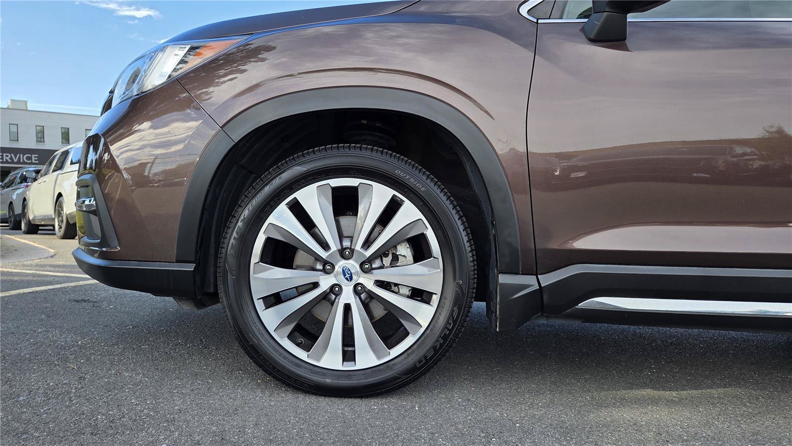 Used 2021 Subaru Ascent Limited w/ Technology Package AWD/4WD image 11