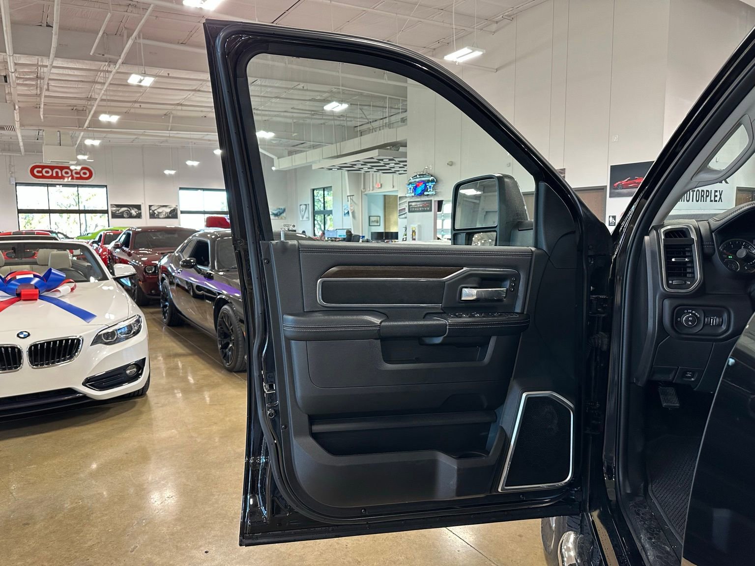 Used 2024 RAM 3500 Laramie image 11