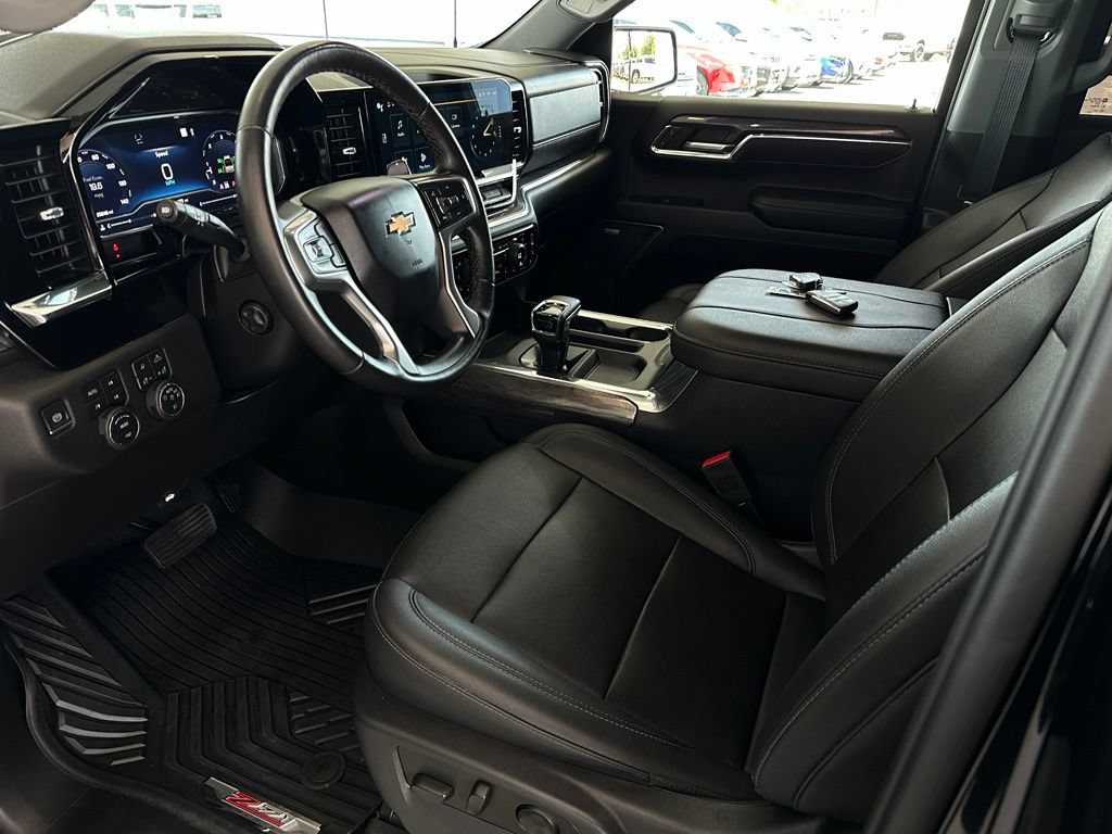 Used 2023 Chevrolet Silverado 1500 LTZ AWD/4WD image 10