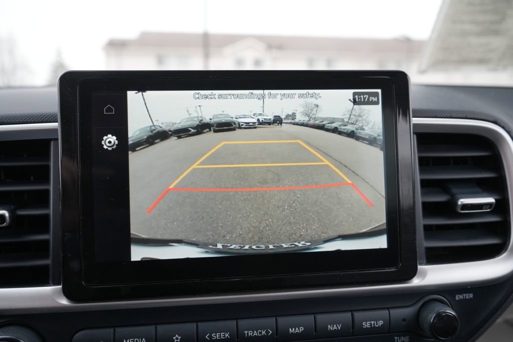 Certified 2023 Hyundai Venue Limited w/ Cargo Package image 35