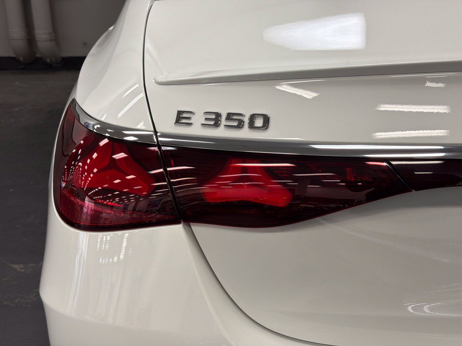 Used 2024 Mercedes-Benz E 350 4MATIC Sedan image 14