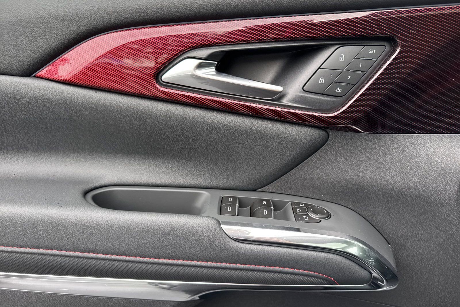 Used 2026 Chevrolet Traverse RS image 10