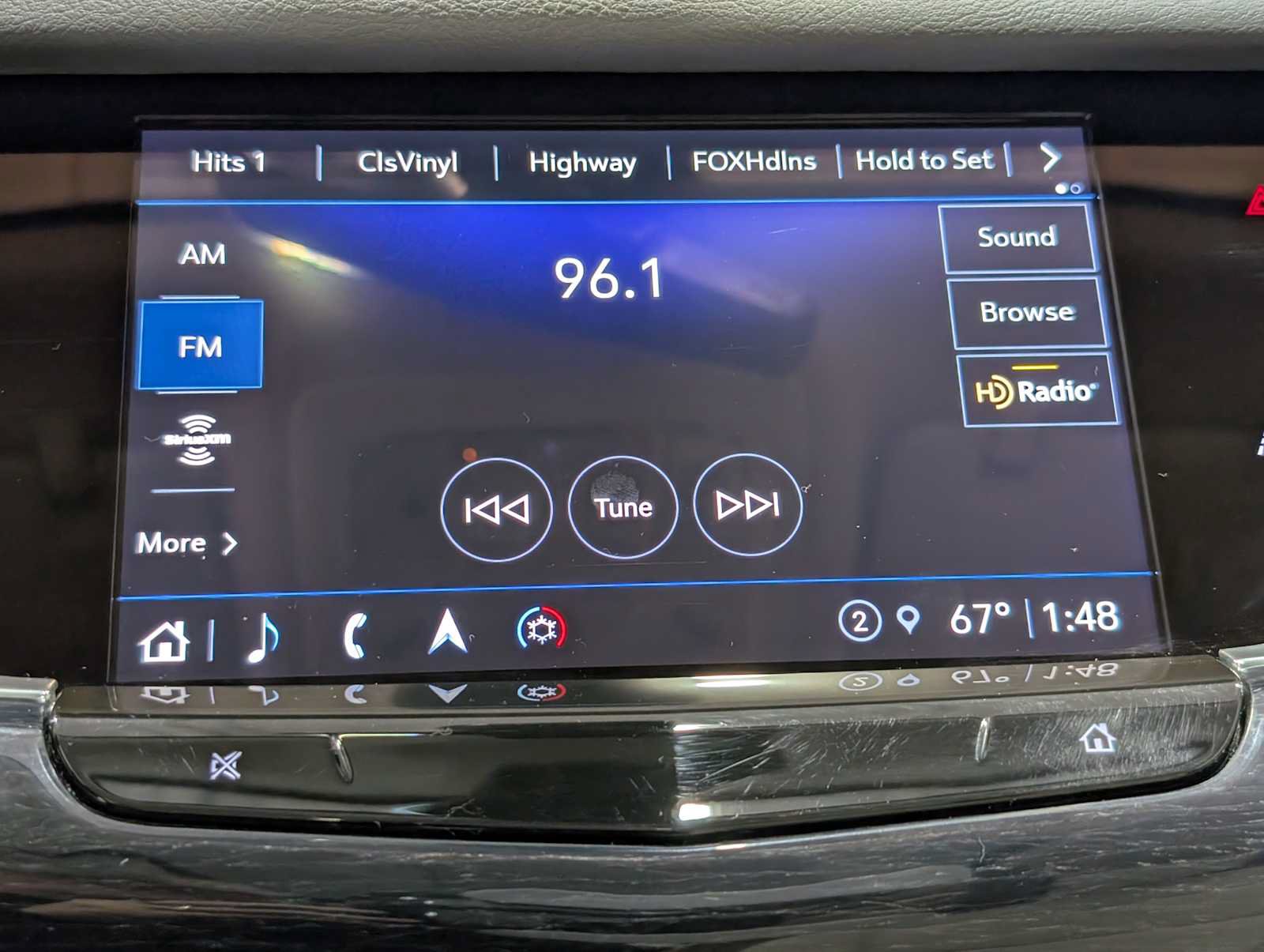 Certified 2024 Cadillac XT6 Premium Luxury w/ Technology Package AWD/4WD image 26