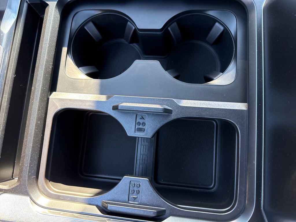 New 2026 Ford F250 Platinum image 40