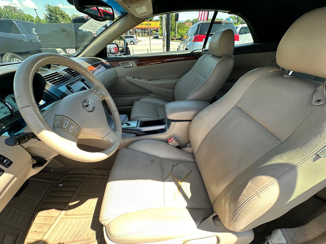 Used 2006 Toyota Solara SE FWD image 9