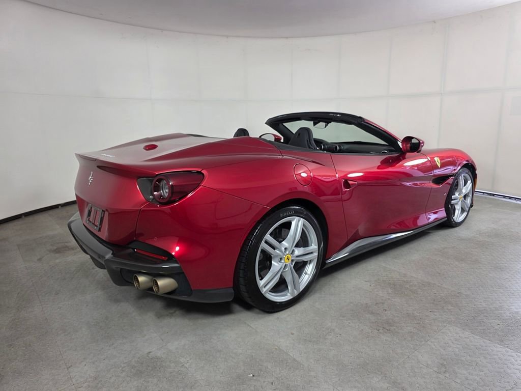 Used 2022 Ferrari Portofino M RWD image 4