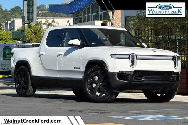 Used 2026 Rivian R1T Adventure AWD/4WD image 1