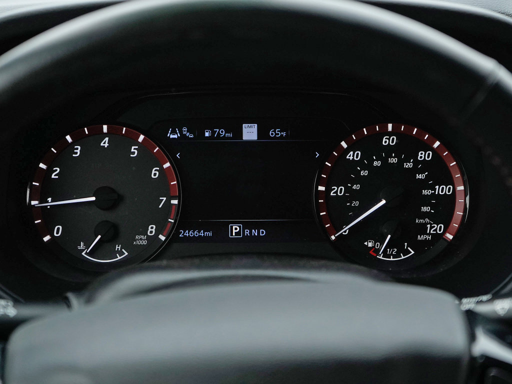 Used 2022 Nissan Frontier Pro-X image 10