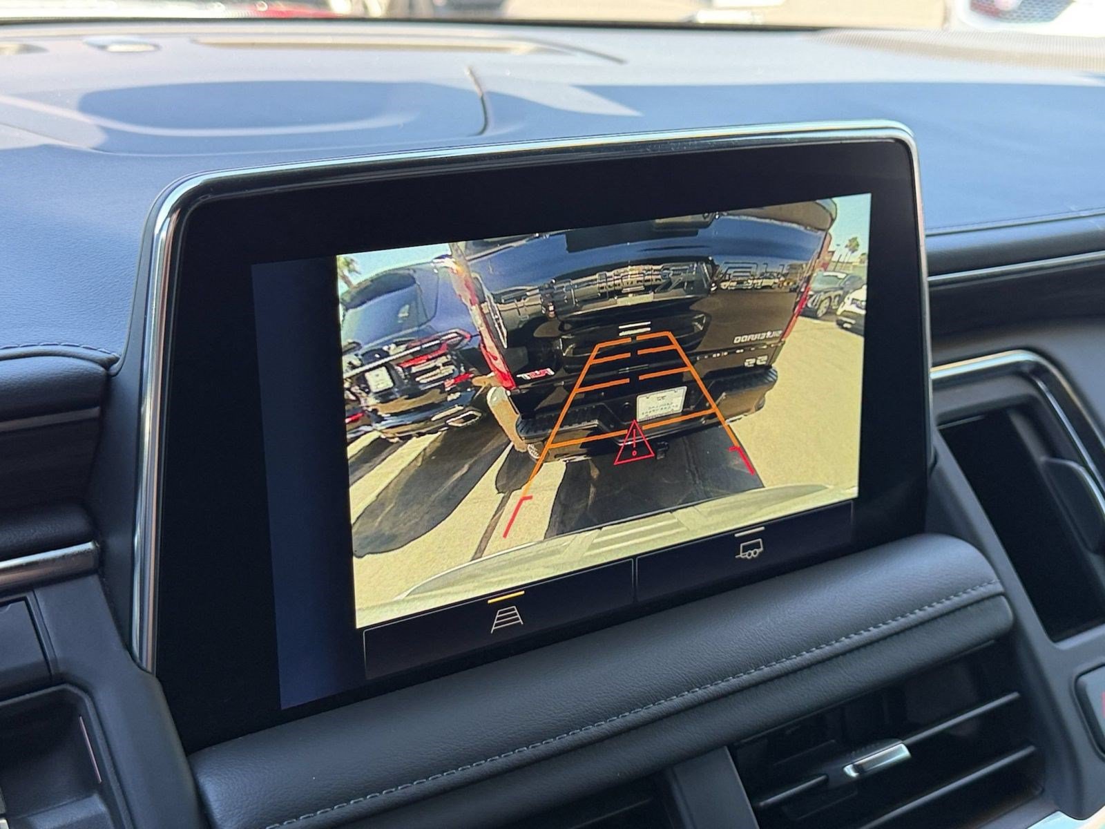 Used 2024 Chevrolet Suburban LT AWD/4WD image 19