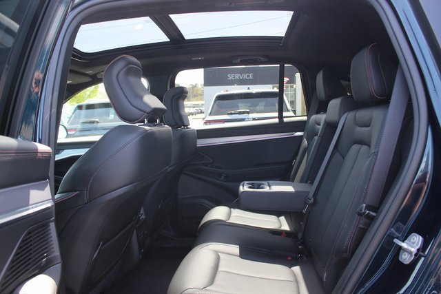 Used 2024 Jeep Wagoneer Launch Edition image 24