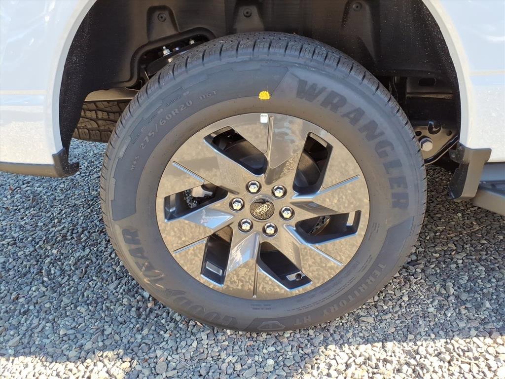 New 2025 Ford F150 Lightning Flash image 7