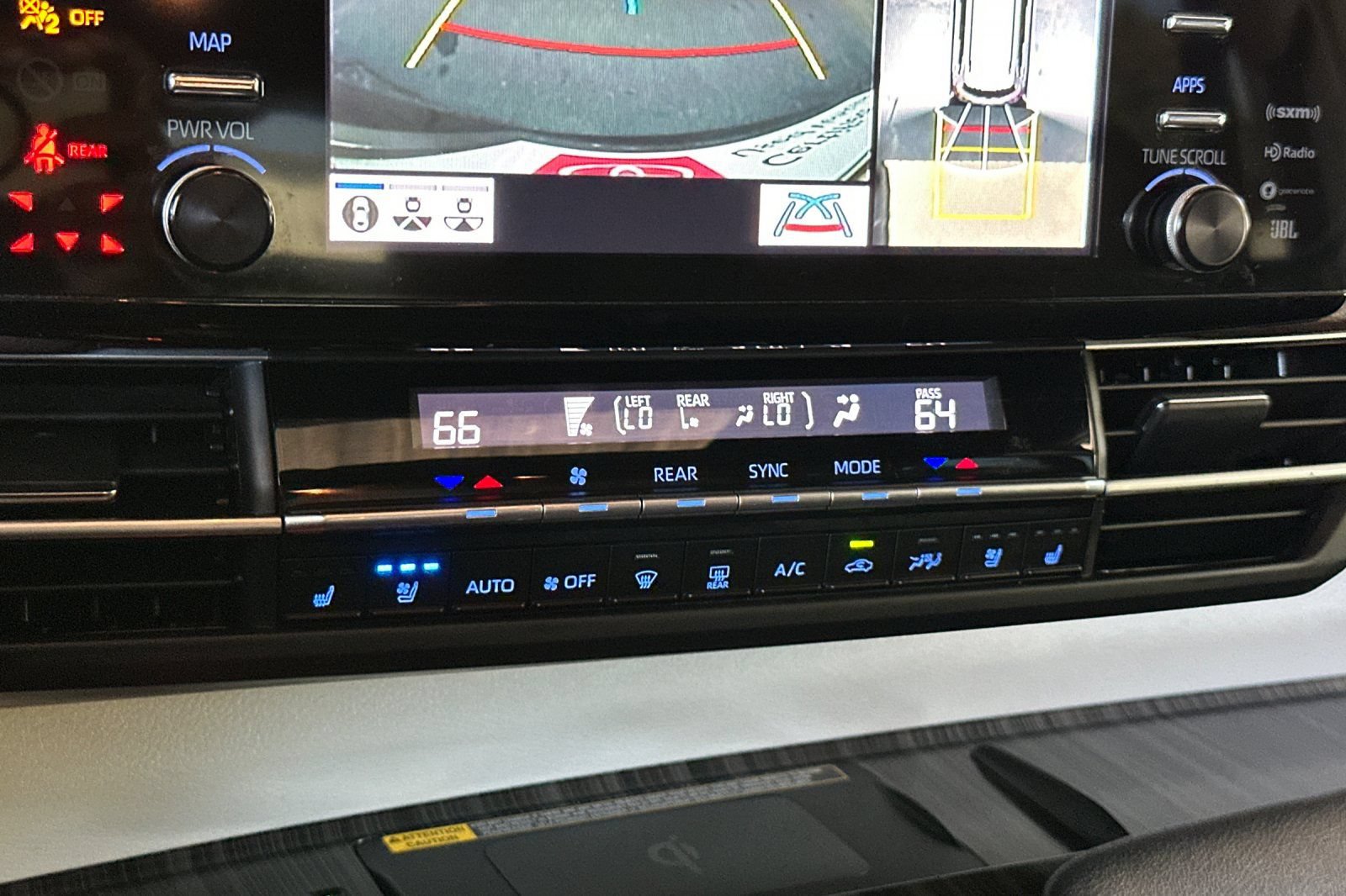 Certified 2024 Toyota Sienna Platinum AWD/4WD image 23