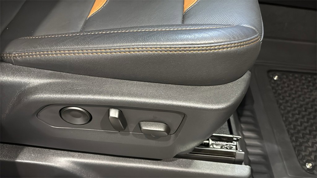 Used 2023 GMC Sierra 1500 AT4 w/ AT4 Preferred Package image 13