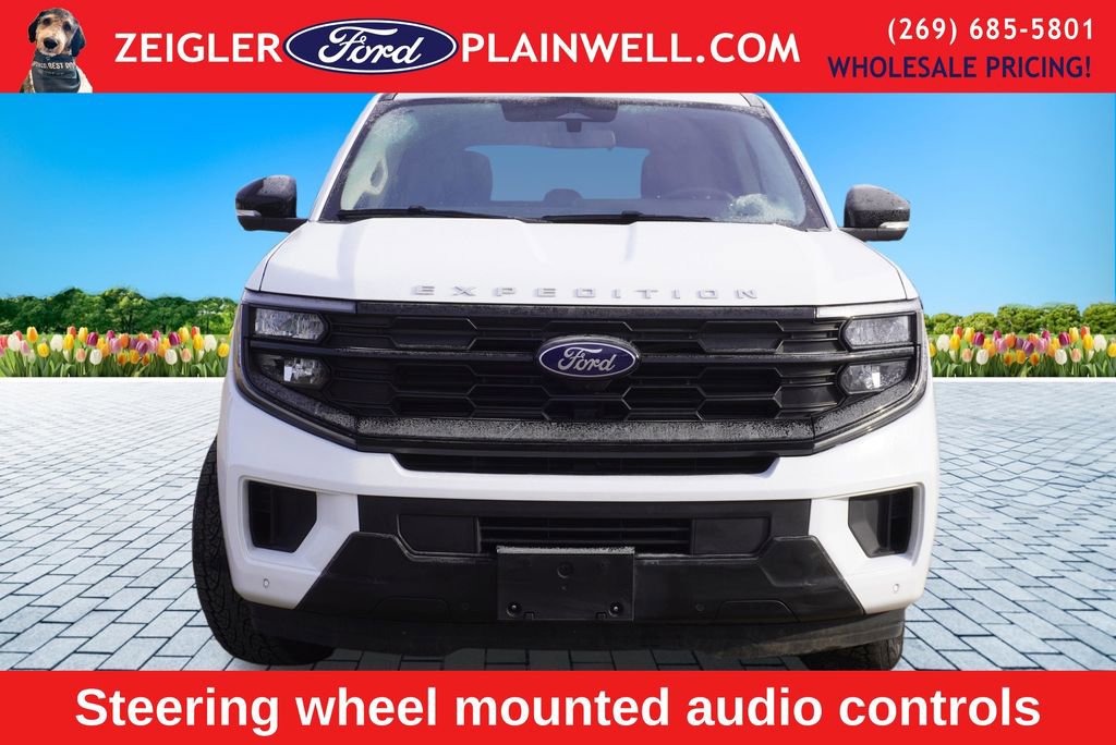 Used 2025 Ford Expedition Active image 8