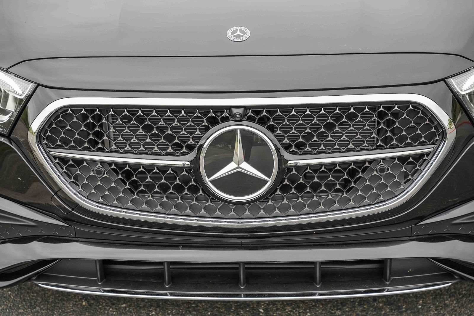 Certified 2026 Mercedes-Benz E 450 4MATIC Sedan image 7