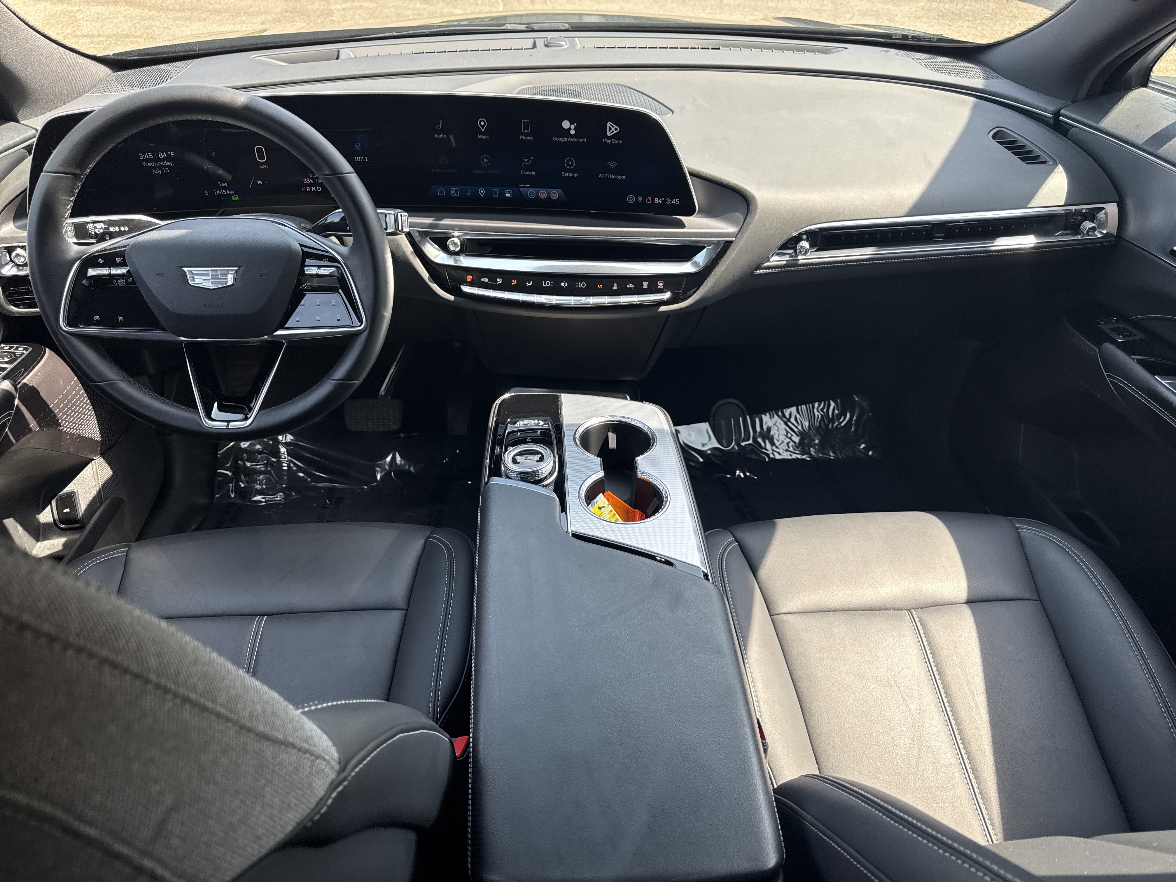 Used 2024 Cadillac Lyriq Tech RWD image 16