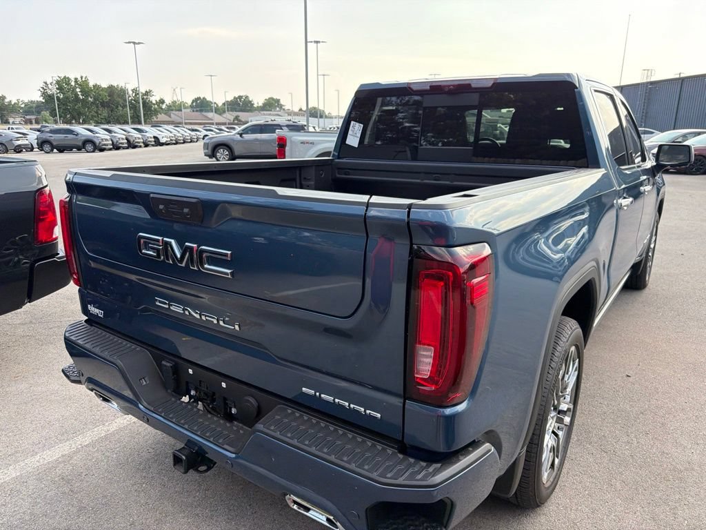 Used 2025 GMC Sierra 1500 Denali Ultimate AWD/4WD image 5