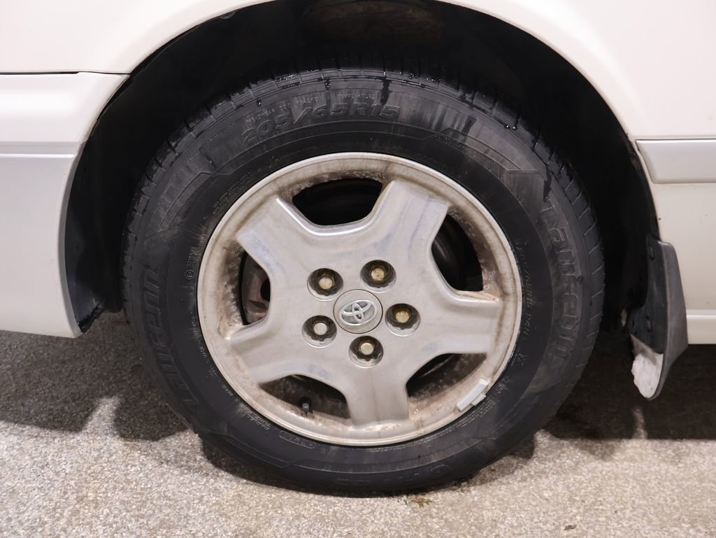 Used 2001 Toyota Camry LE image 8