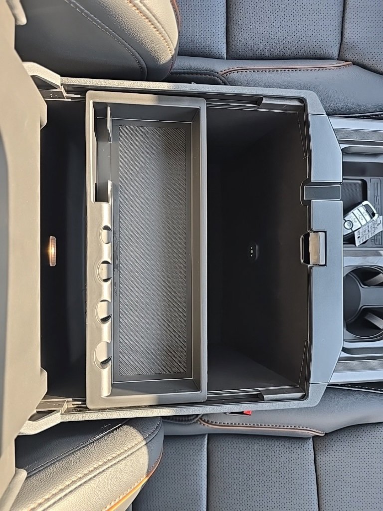 New 2026 Ford F350 Lariat image 38