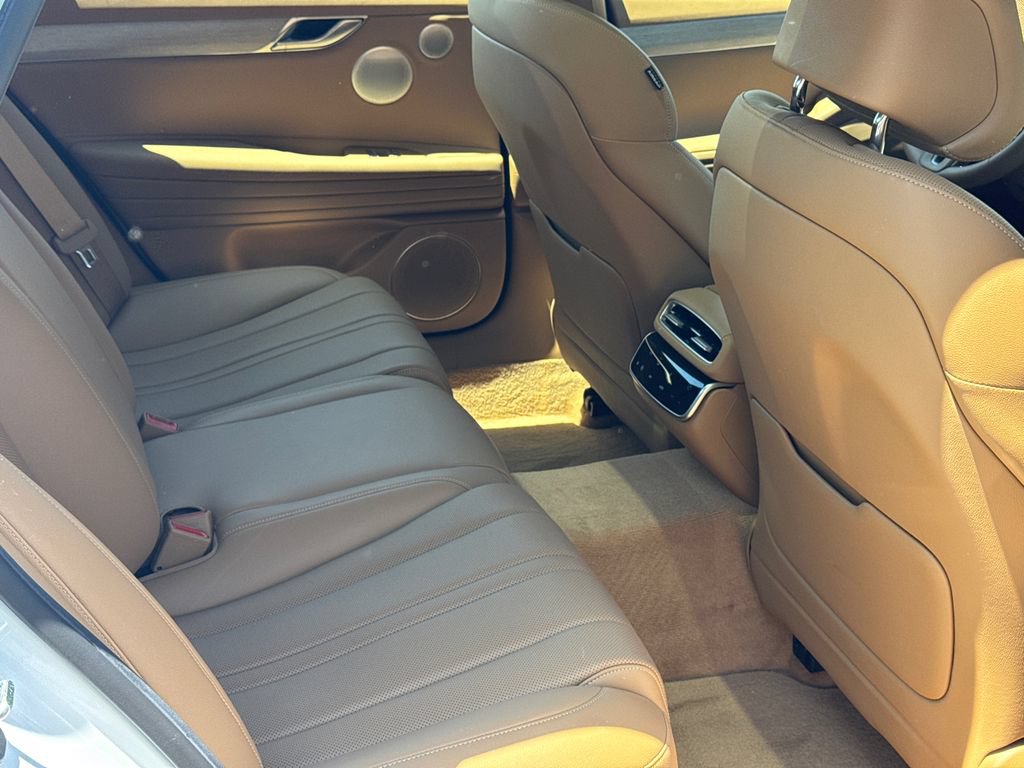 Used 2025 Genesis G80 2.5T Advanced AWD/4WD image 18