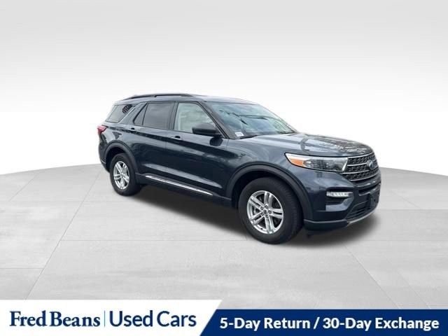Certified 2022 Ford Explorer XLT w/ Equipment Group 202A AWD/4WD image 1