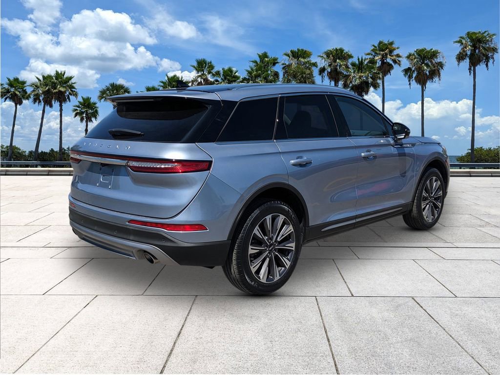 Used 2022 Lincoln Corsair Reserve w/ Elements Package image 8