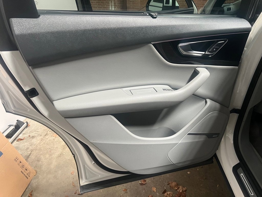 Used 2018 Audi Q7 3.0T Prestige image 26