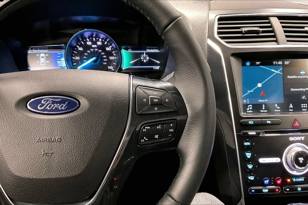 Used 2018 Ford Explorer Limited AWD/4WD image 12