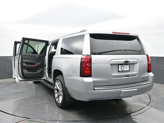 Used 2019 Chevrolet Suburban Premier AWD/4WD image 65