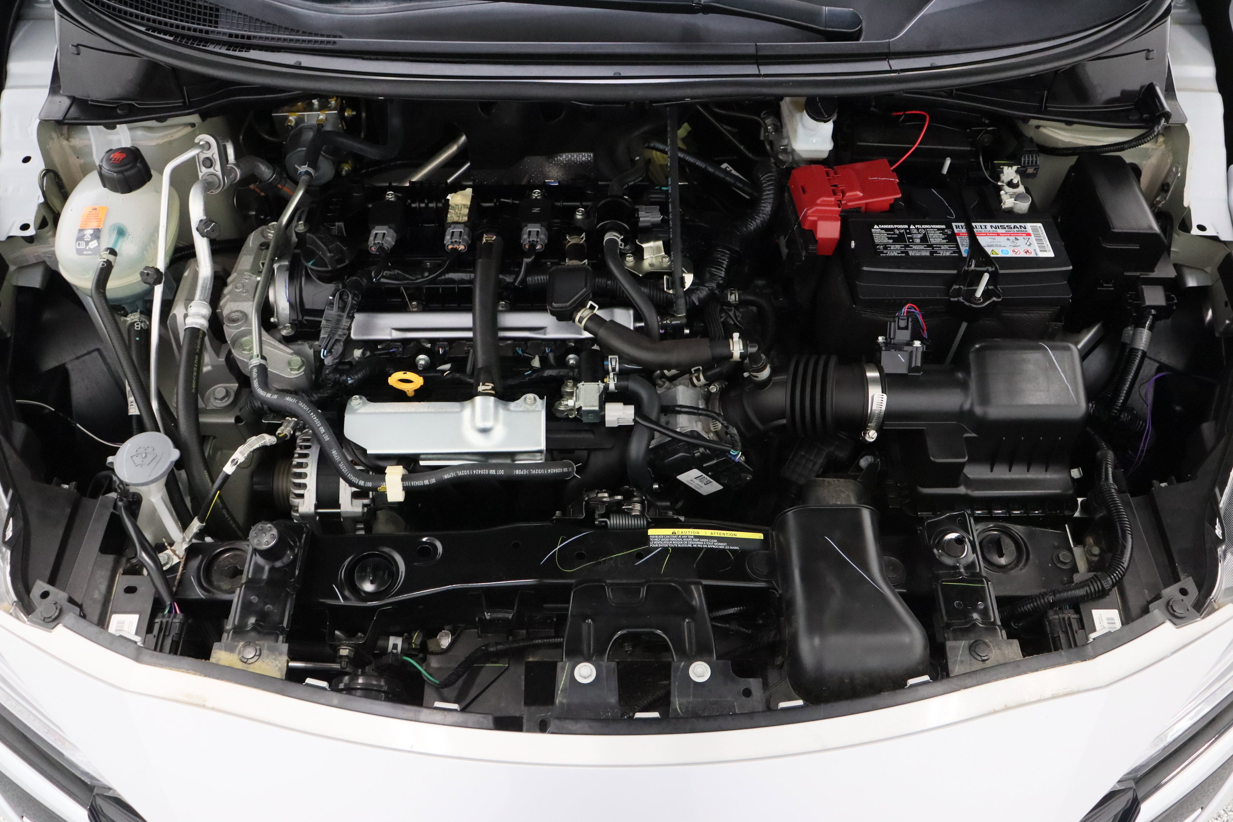 Used 2025 Nissan Versa SV w/ Trunk Package image 36