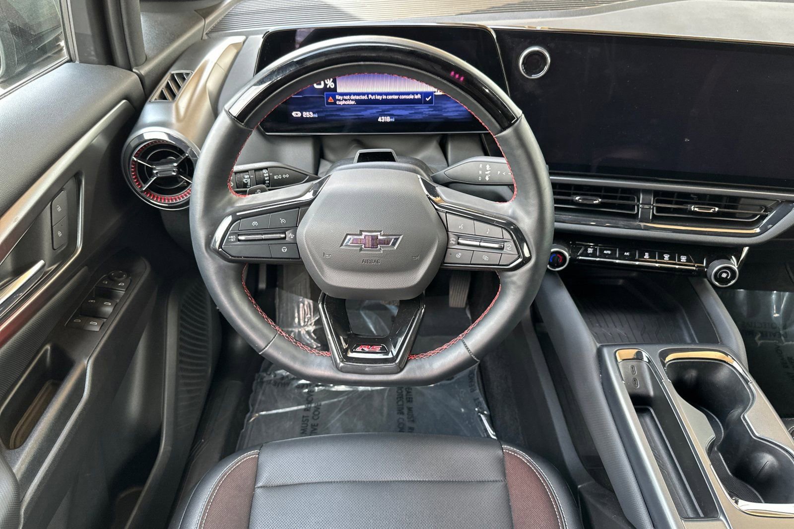 Used 2024 Chevrolet Equinox EV RS image 16