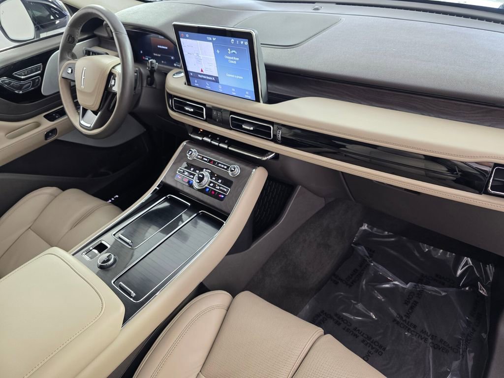 Used 2024 Lincoln Aviator Reserve w/ Equipment Group 201A image 34