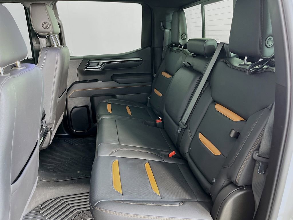 Used 2025 GMC Sierra 1500 AT4 w/ AT4 Premium Package AWD/4WD image 26