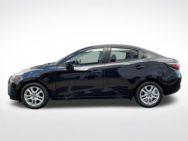 Used 2017 Toyota Yaris iA FWD image 6