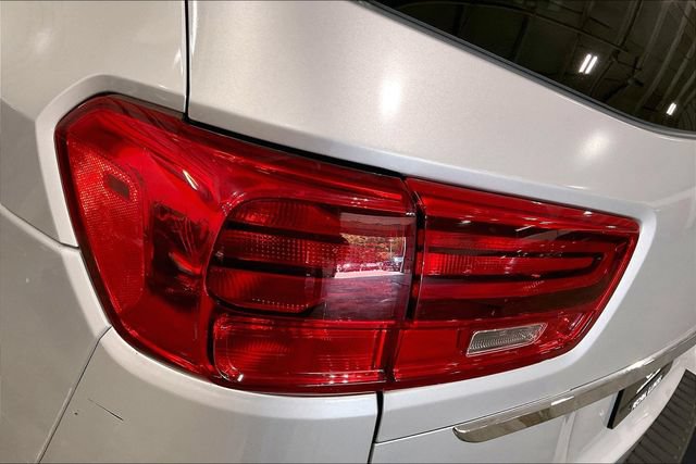 Used 2019 Kia Sedona LX FWD image 31
