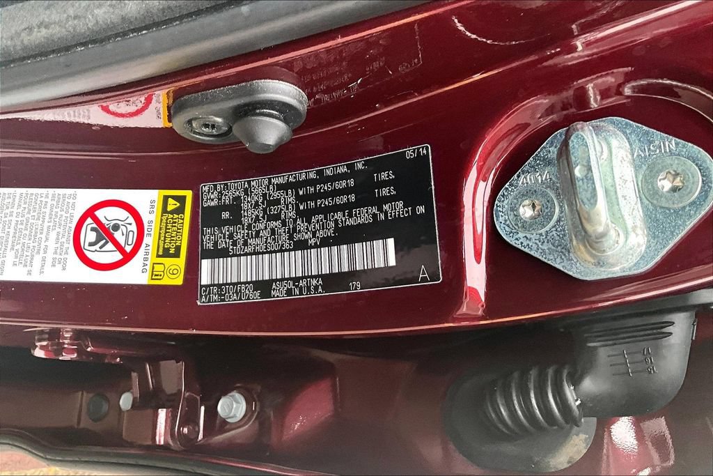 Used 2014 Toyota Highlander LE FWD image 34