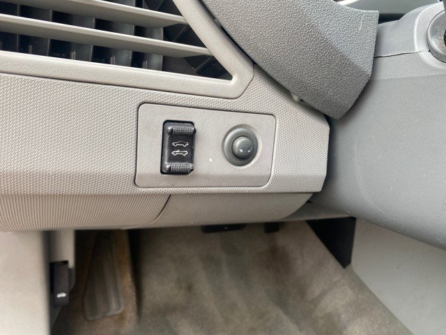 Used 2008 Chrysler Sebring Touring w/ Special Touring Group image 54