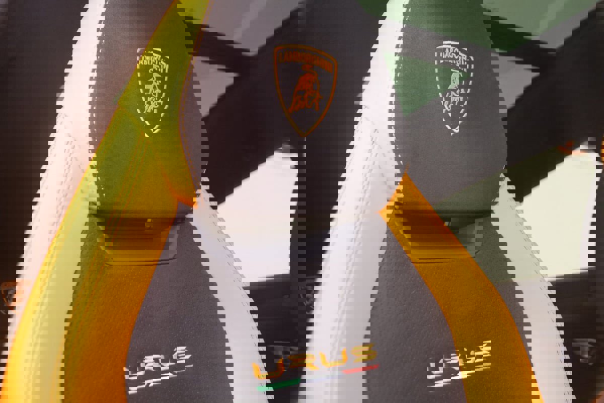 Used 2021 Lamborghini Urus image 16