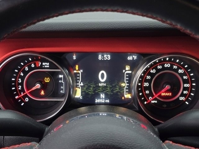 Used 2021 Jeep Wrangler Unlimited Rubicon AWD/4WD image 38