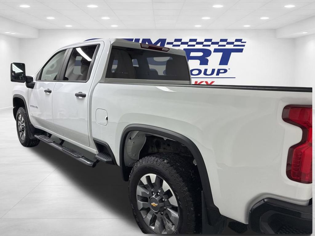 Used 2025 Chevrolet Silverado 2500 Custom w/ Custom Value Package image 8