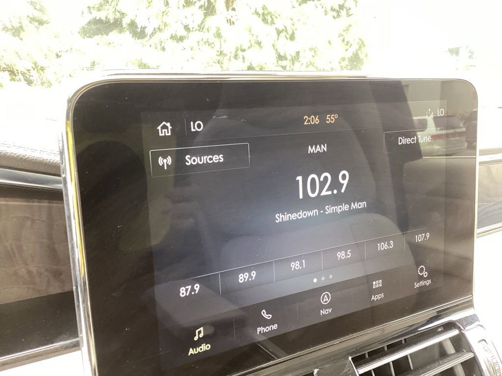 Used 2021 Lincoln Navigator L Reserve image 17