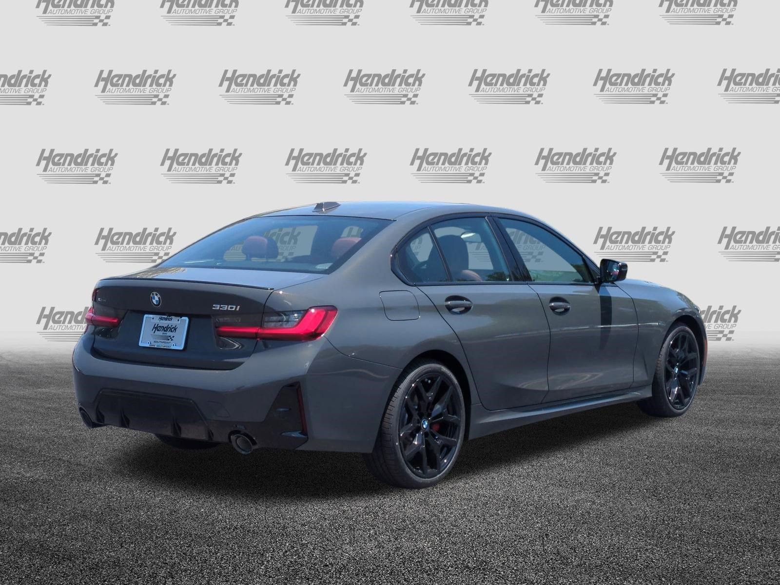 Used 2026 BMW 330i xDrive Sedan w/ M Sport Package AWD/4WD image 10