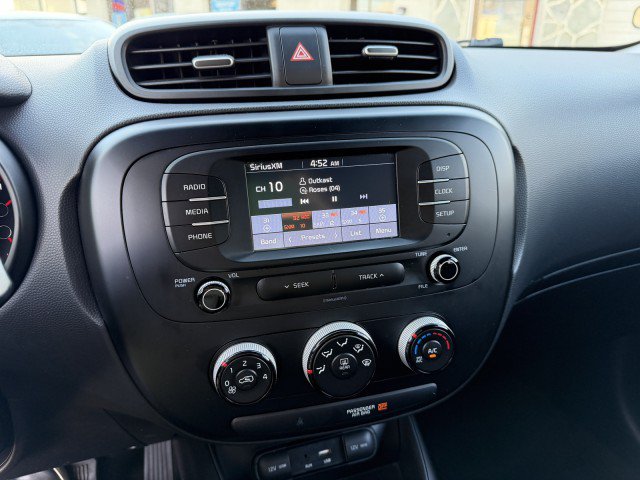 Used 2017 Kia Soul w/ Convenience Package FWD image 22