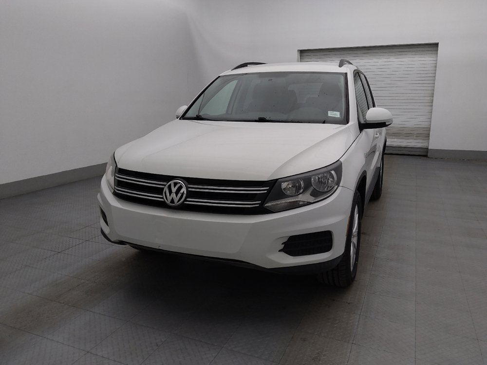 Used 2017 Volkswagen Tiguan Limited w/ Premium Package image 15