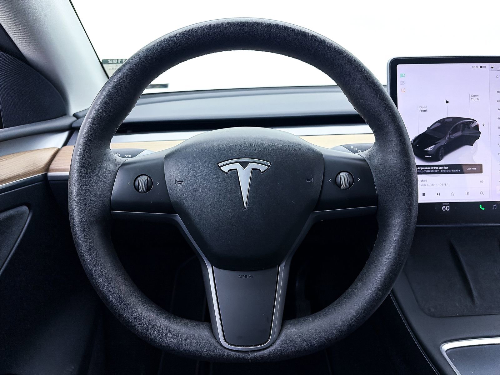 Used 2023 Tesla Model Y Long Range image 27