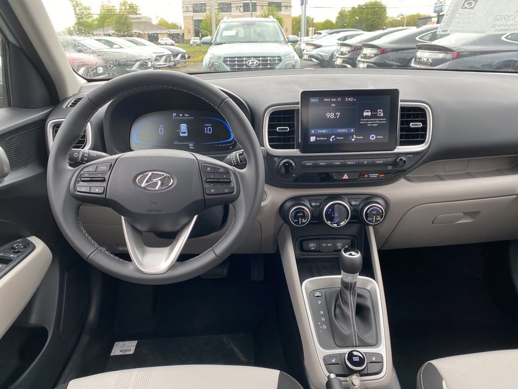 New 2026 Hyundai Venue SEL FWD image 10